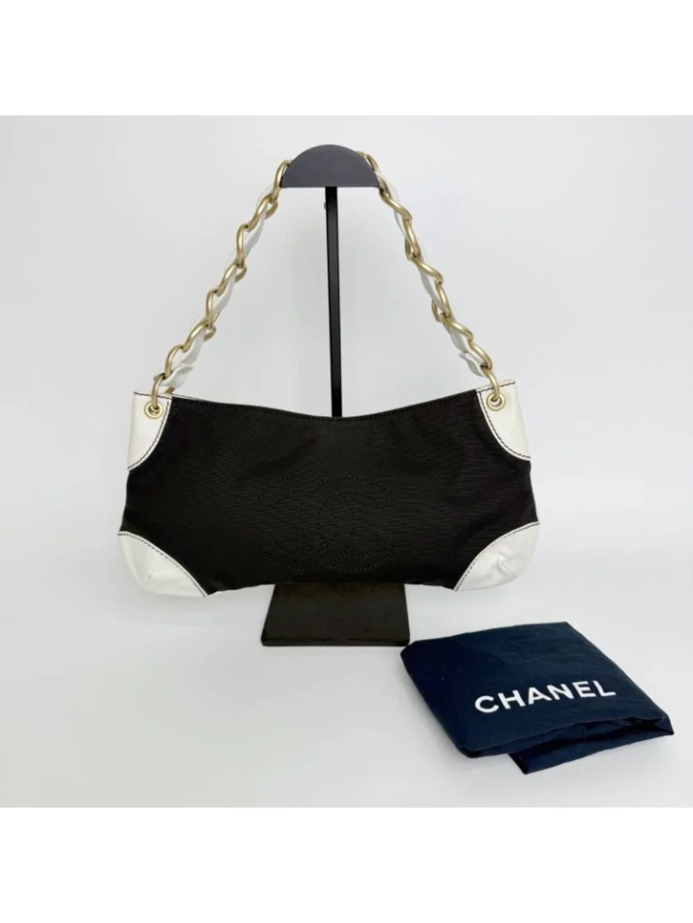 Chanel CC Logo Chain Shoulder Bag Canvas Leather Black White Gold Vintage